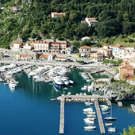 La Casa Del Gelso 3* Acquafredda