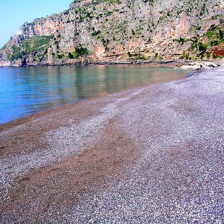 Oda ve Kahvaltı La Casa Del Gelso Acquafredda